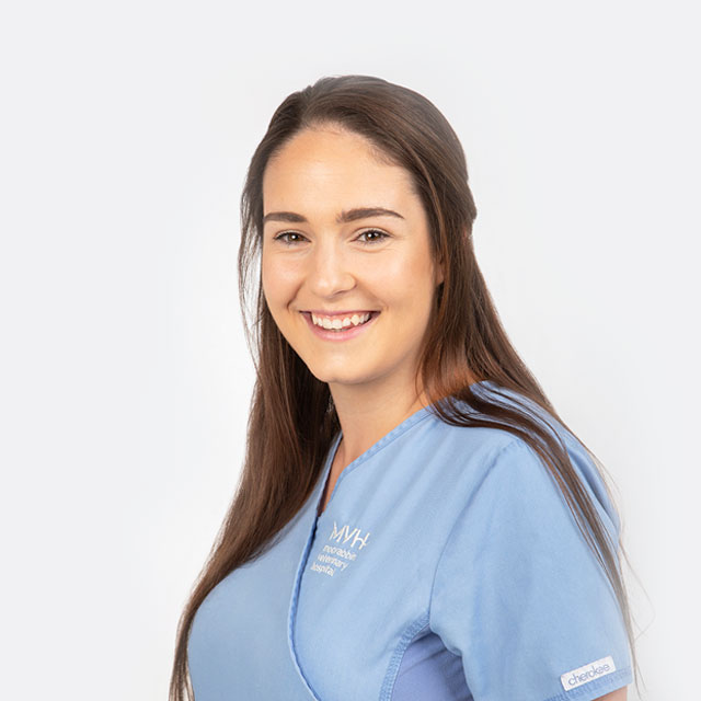 Kiah Stewart - Veterinary Nurse at Moorabbin Veterinary Hospital