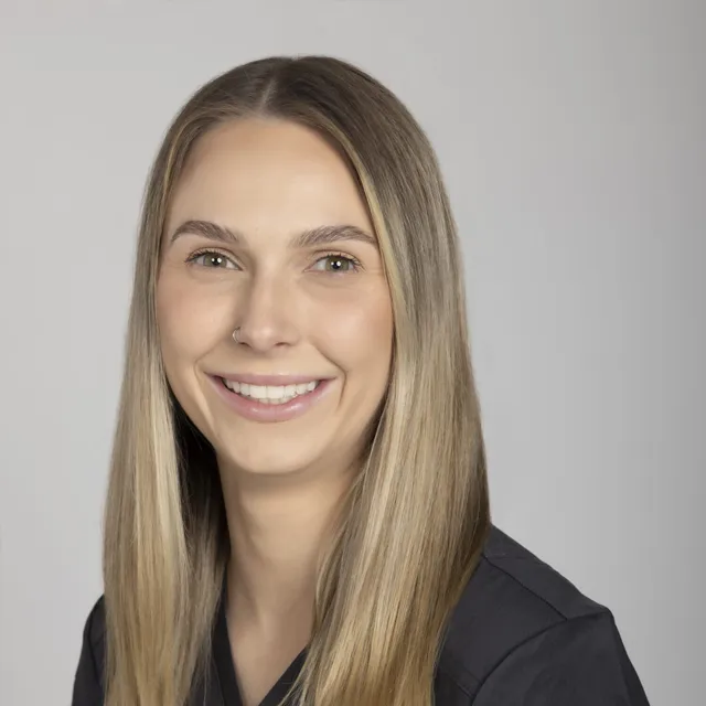 Hayley - Veterinary Nurse at Moorabbin Veterinary Hospital